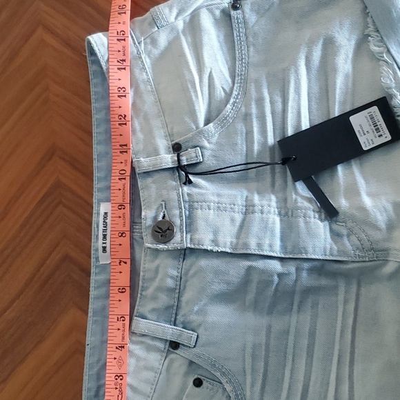 NWT One teaspoon Brando Bandits Mid Waist Denim Shorts Size 28 button fly - Picture 11 of 11